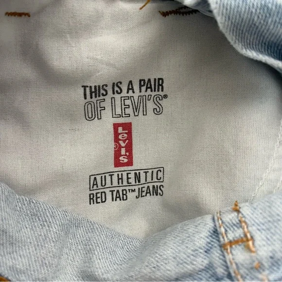 PARKE x Vintage Levi’s Baggy Tapered Crossover Light Wash Jeans - Picture 14 of 15